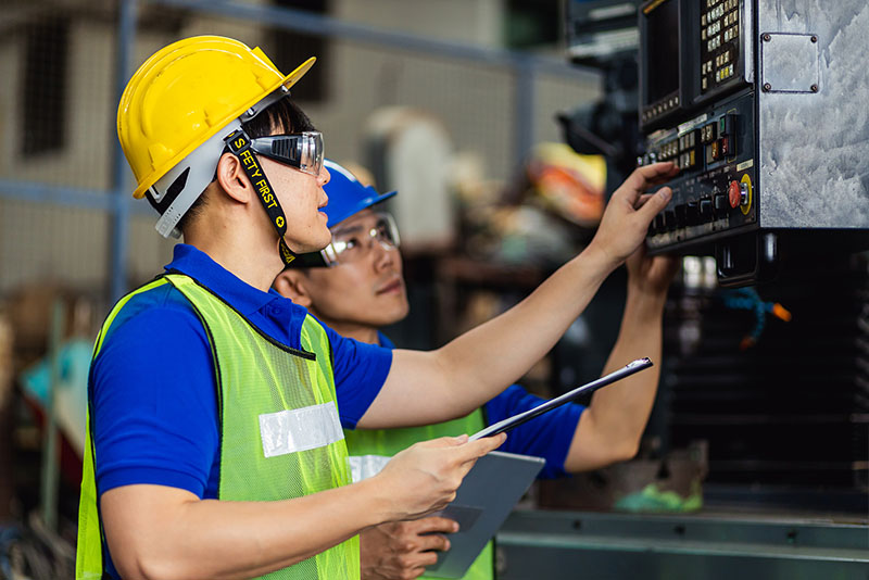 Maximizando os benefícios da usinagem CNC para manufatura