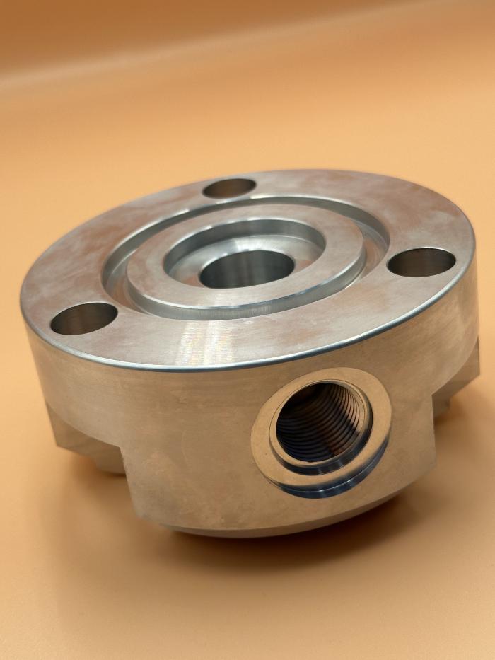 Hanlinrui aprimora a manutenção do molde CNC para qualidade e eficiência