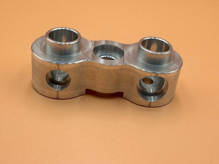 Descubra o método de operação eficiente de precisão CNC Tapping